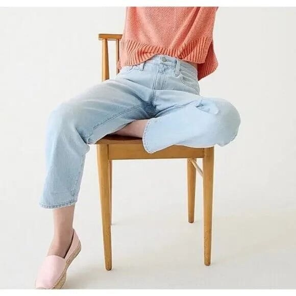 J Crew- Slouchy boyfriend jean in Waterside wash - Picture 2 of 5